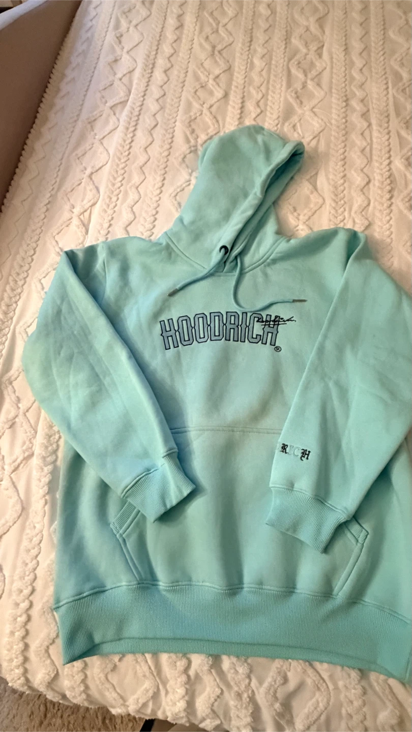 Set of 4 branded hoodies