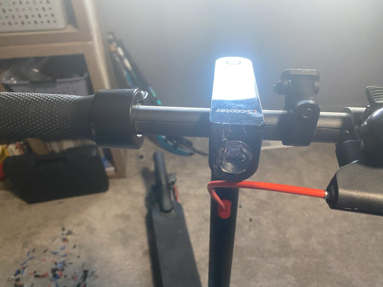 iScooter Electric Scooter - photo 2