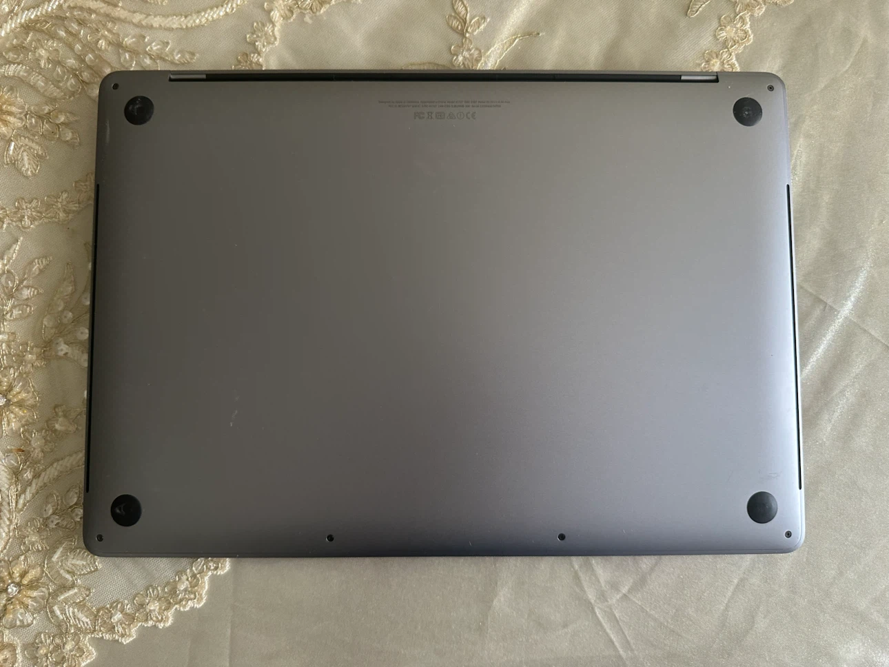 Apple MacBook Pro 2017 15-inch i7/512GB SSD/16GB RAM - photo 3