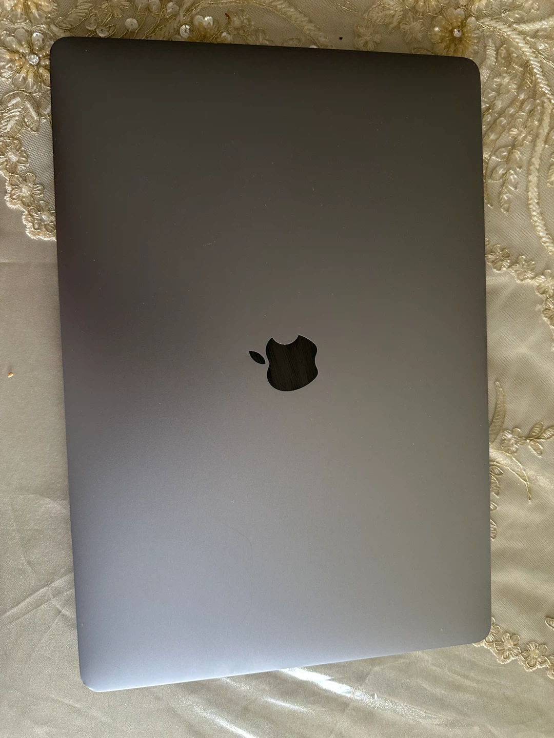 Apple MacBook Pro 2017 - Read Description - photo 3