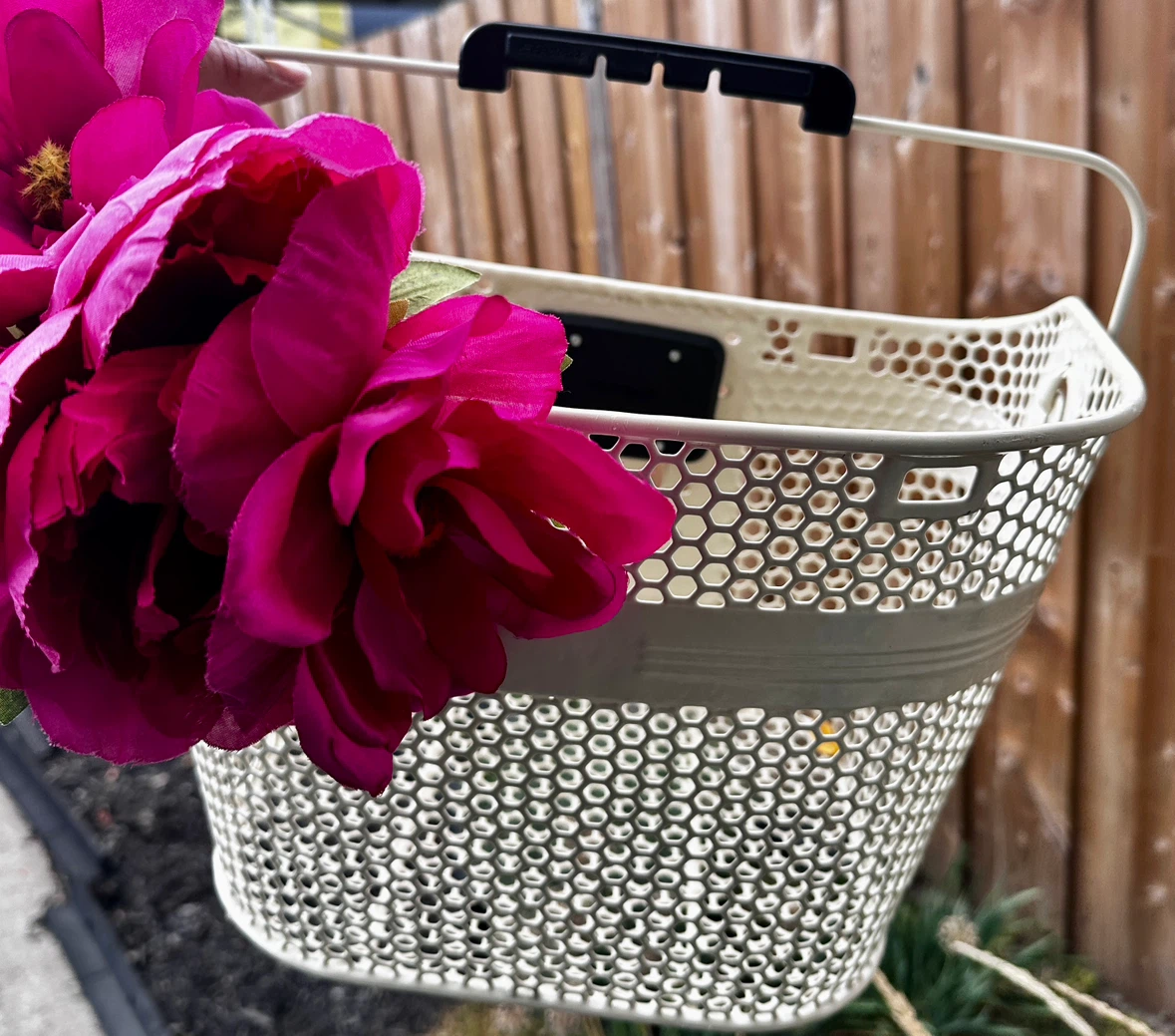 Electra Quick-Release Bicycle Basket
