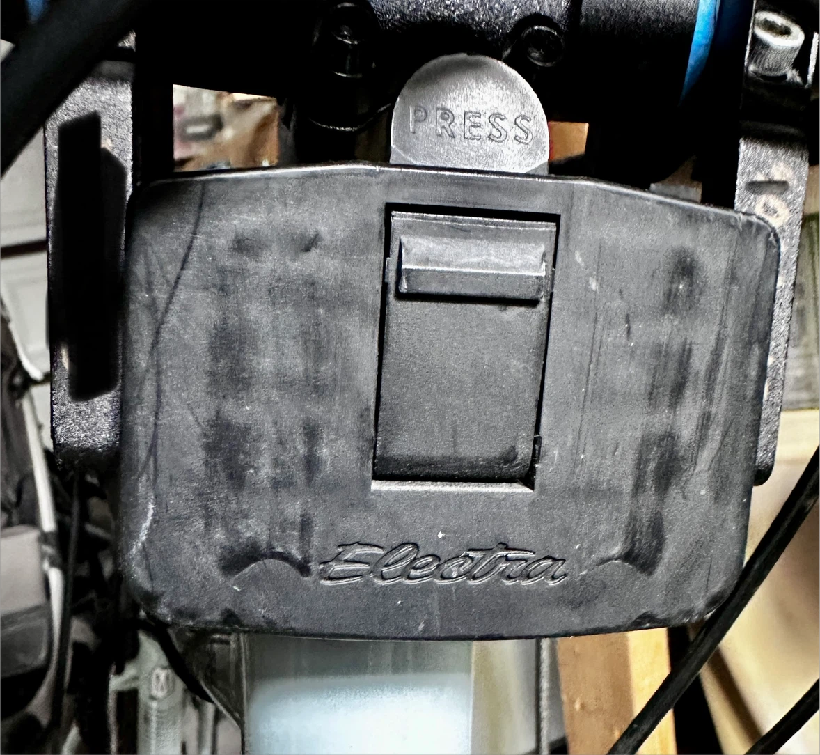 Electra Quick-Release Bicycle Basket - photo 2