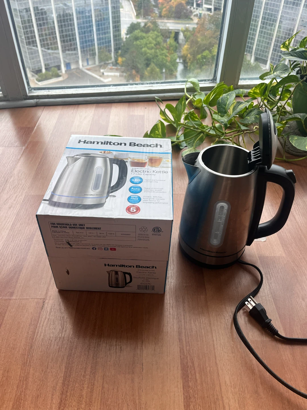 Hamilton Beach 1.7L Stainless Steel Electric Kettle - photo 2