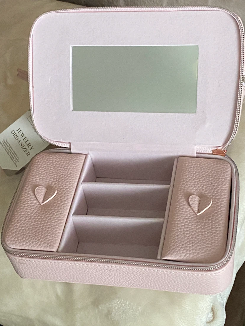NEW! Taylor Madison Designs Jewelry Organizer - photo 3