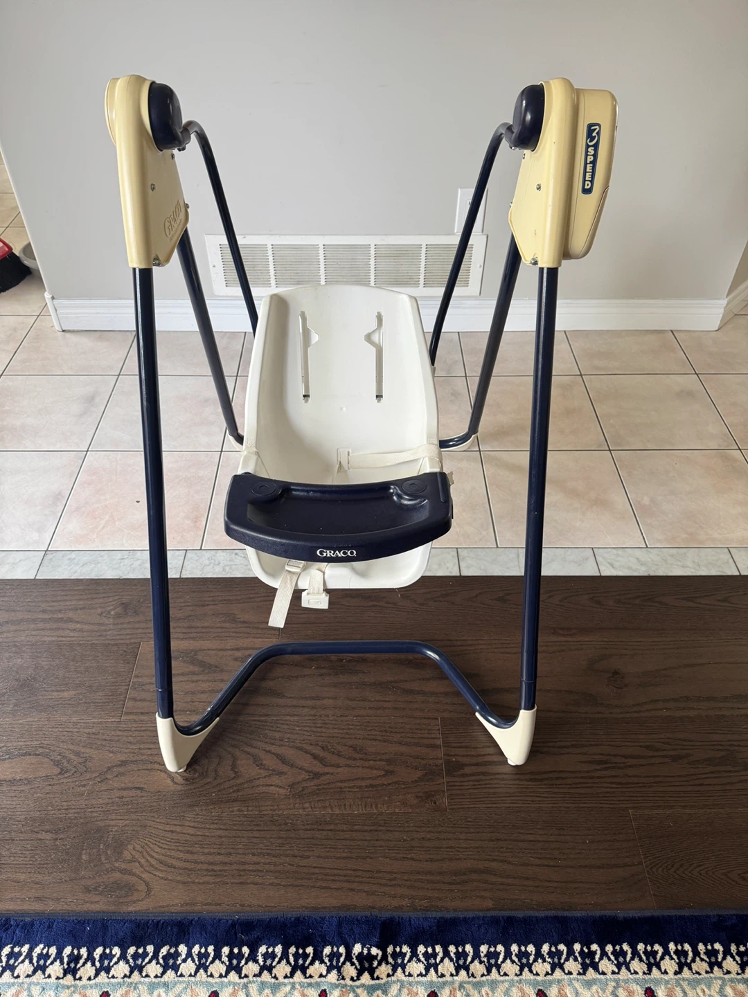 Graco Open Top Baby Swing