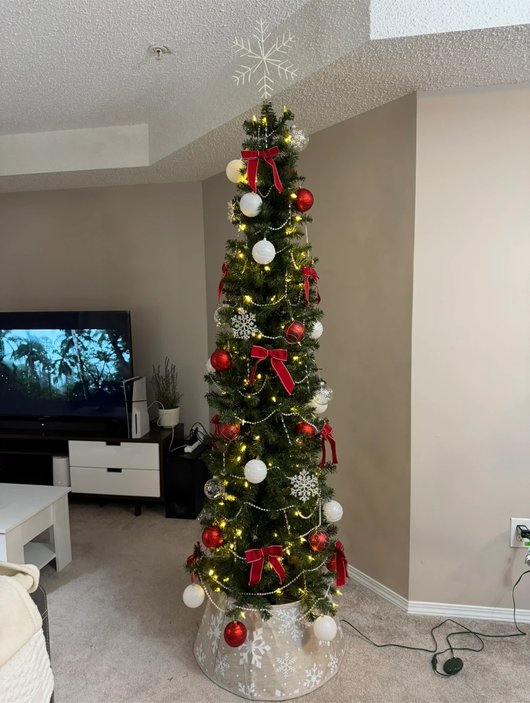 NOMA 7-ft Boulevard Pencil Pre-Lit LED Christmas Tree - photo 2