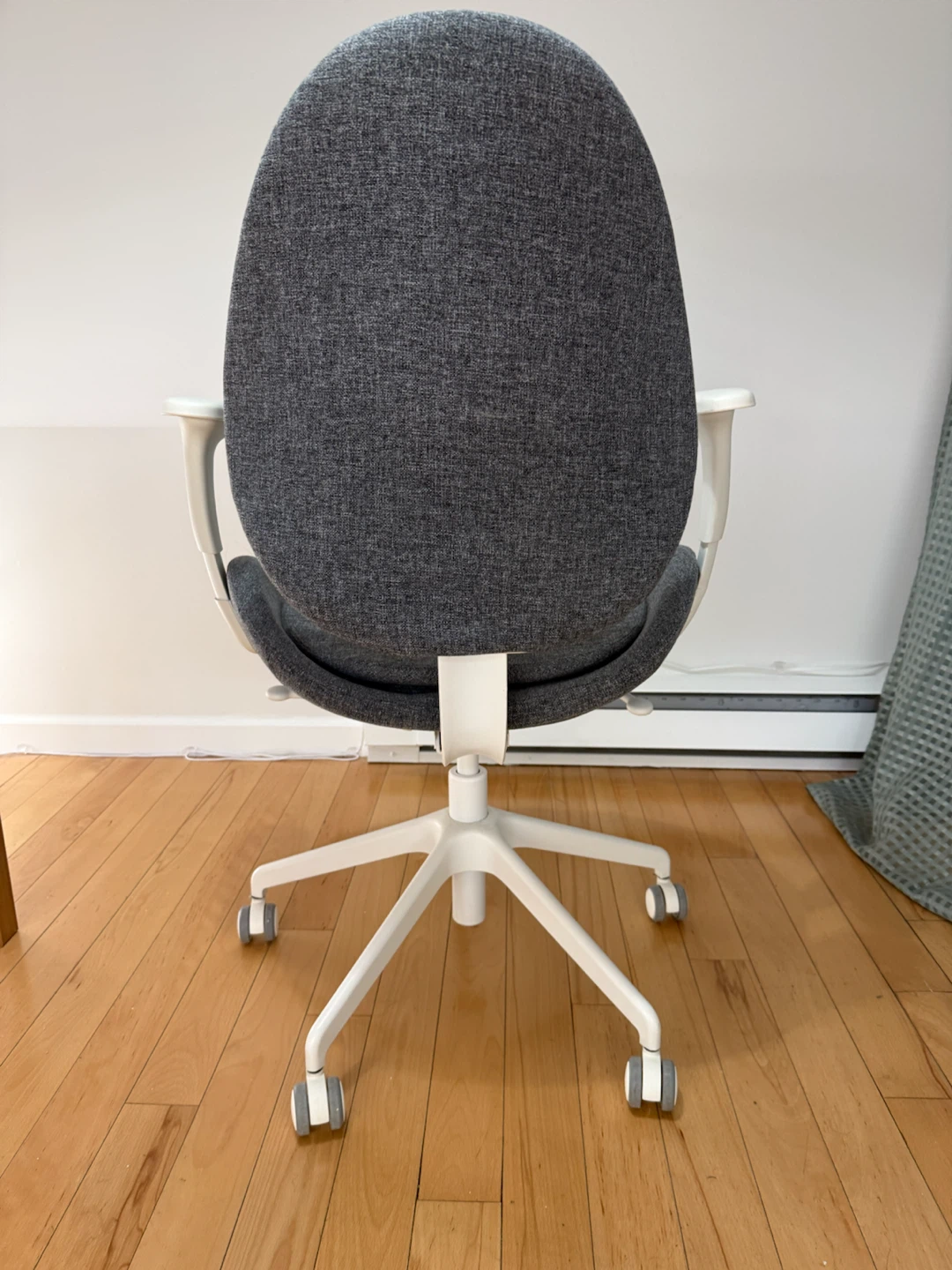 IKEA HATTEFJÄLL Ergonomic Office Chair – Grey/White - photo 5