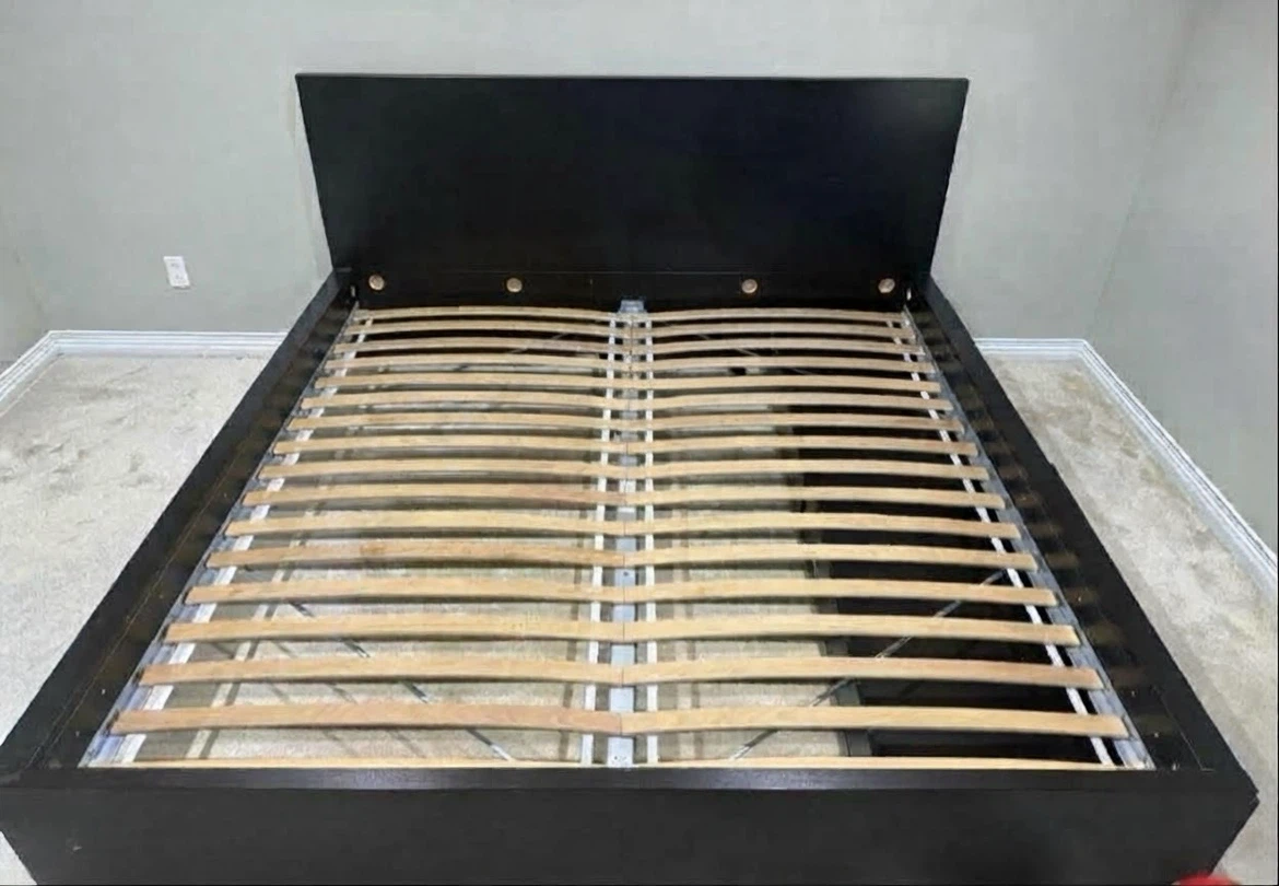King Size Malm IKEA Bed Frame and 2 Drawers Black Brown - photo 3