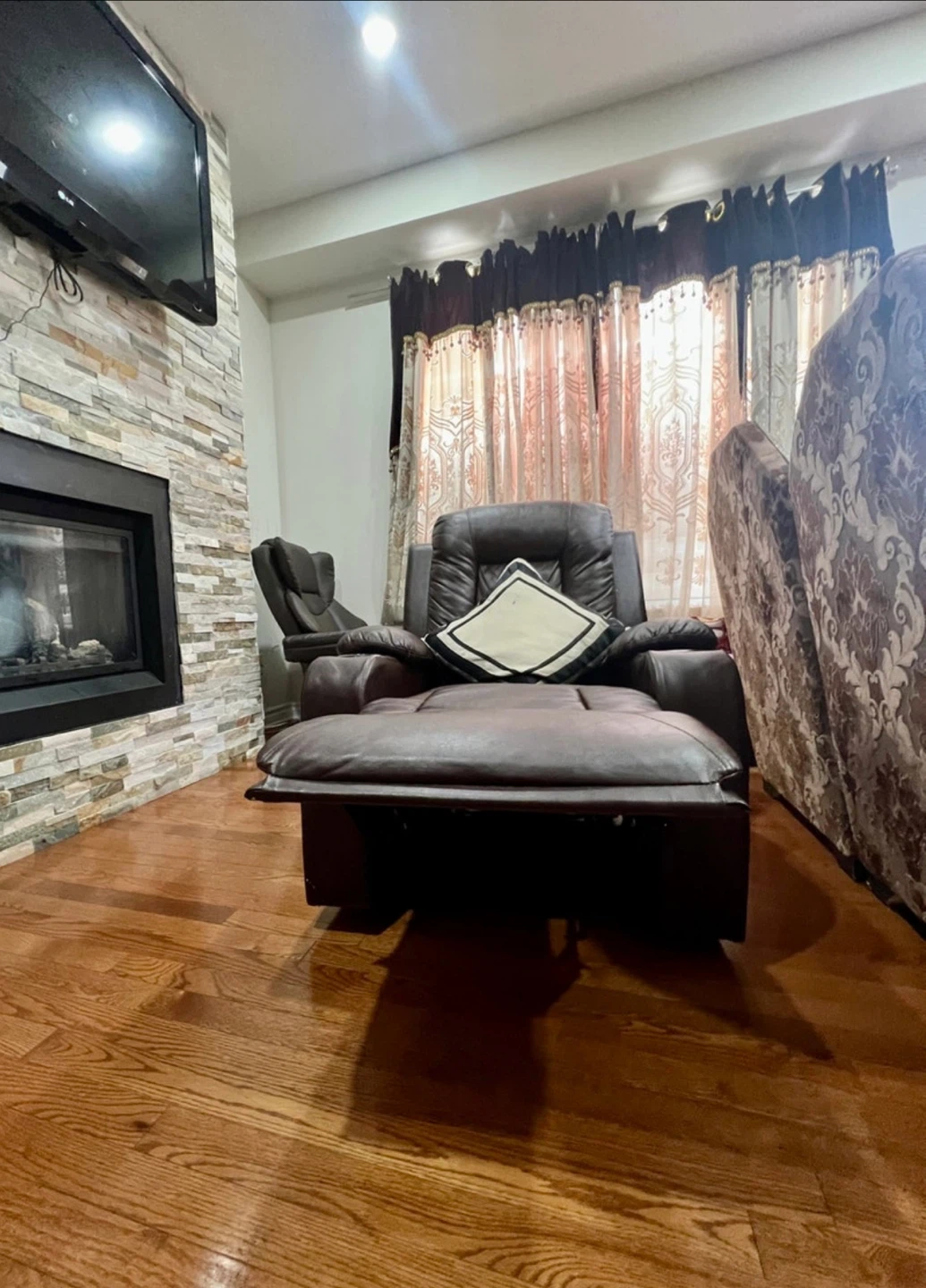 Dark Brown Leather Recliner - photo 3