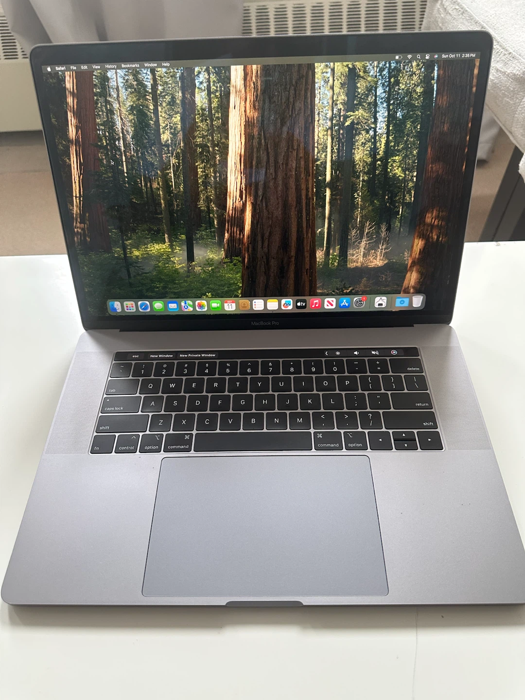 Apple MacBook Pro 16-inch 2019 i9/512 SSD/16GB RAM