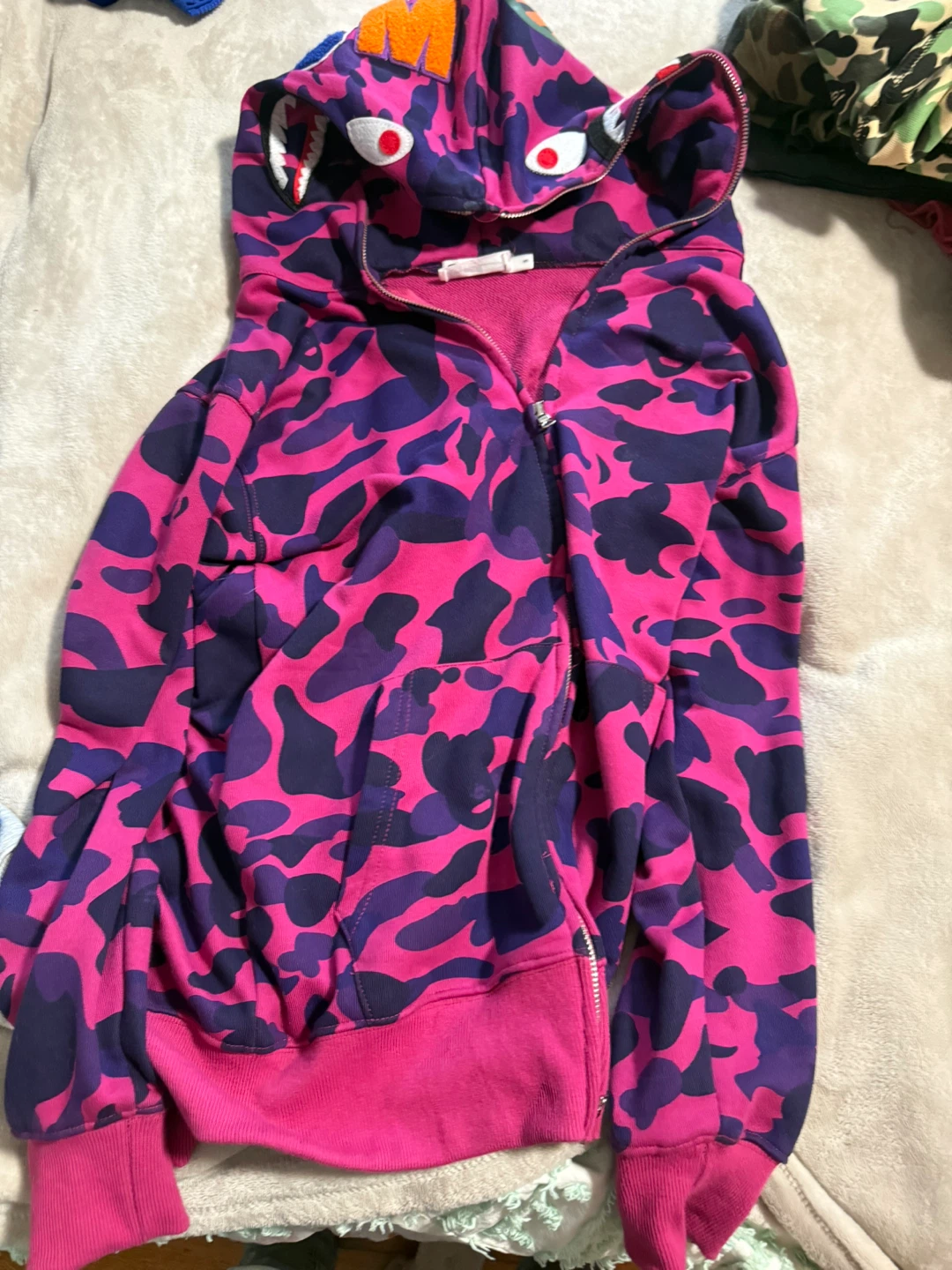 A Bathing Ape Pink Camo Shark Hoodie - photo 2