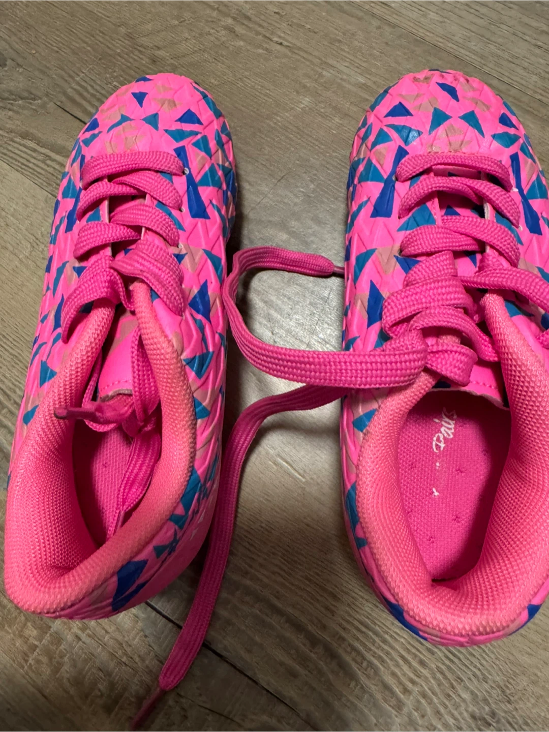 Kids soccer cleats size 10