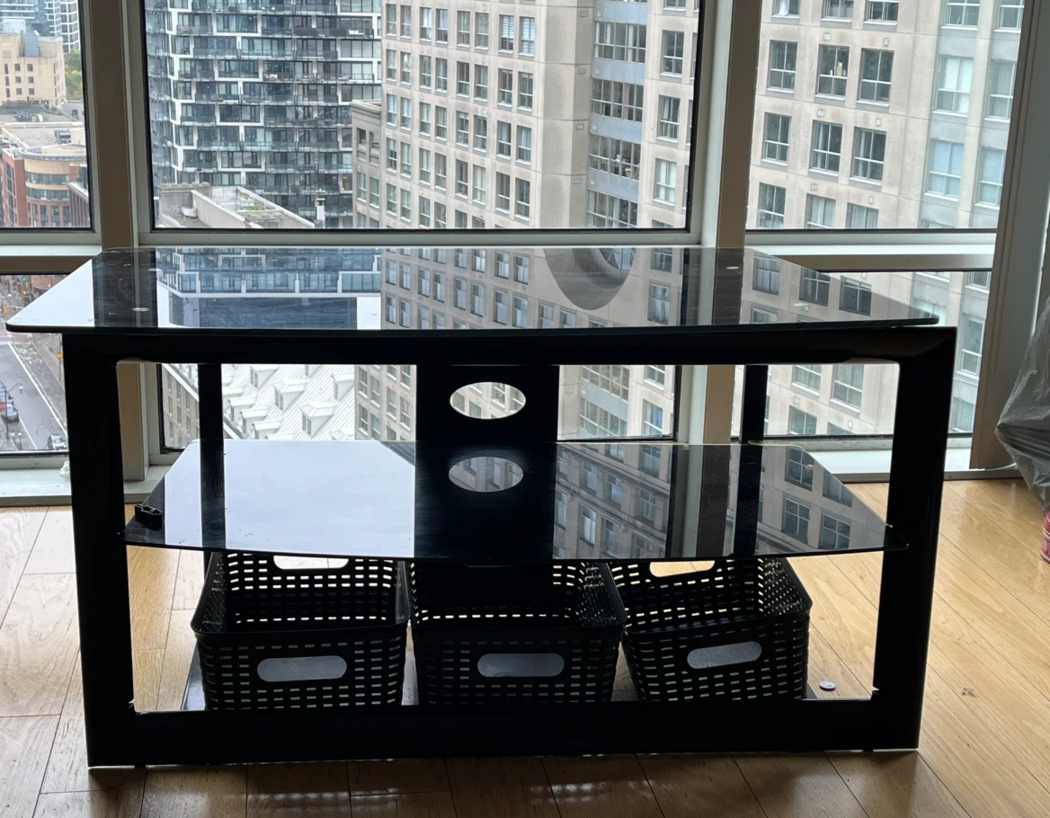 Black glass TV stand