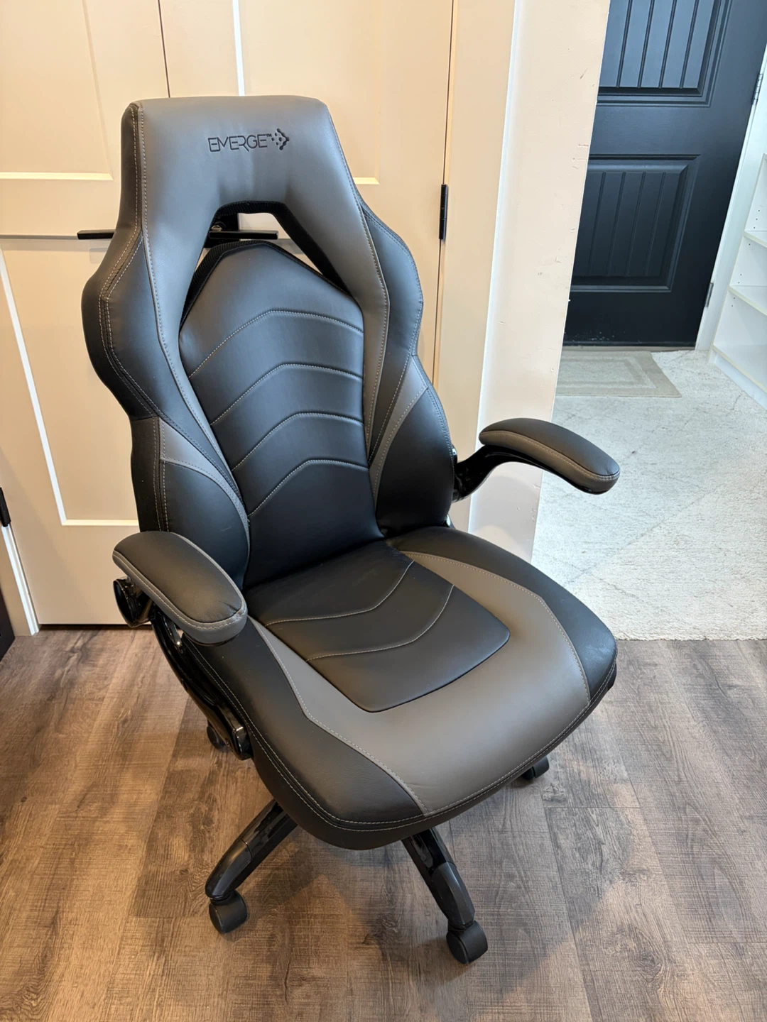 Leather Gaming Chair Emerge Vortex Bonded