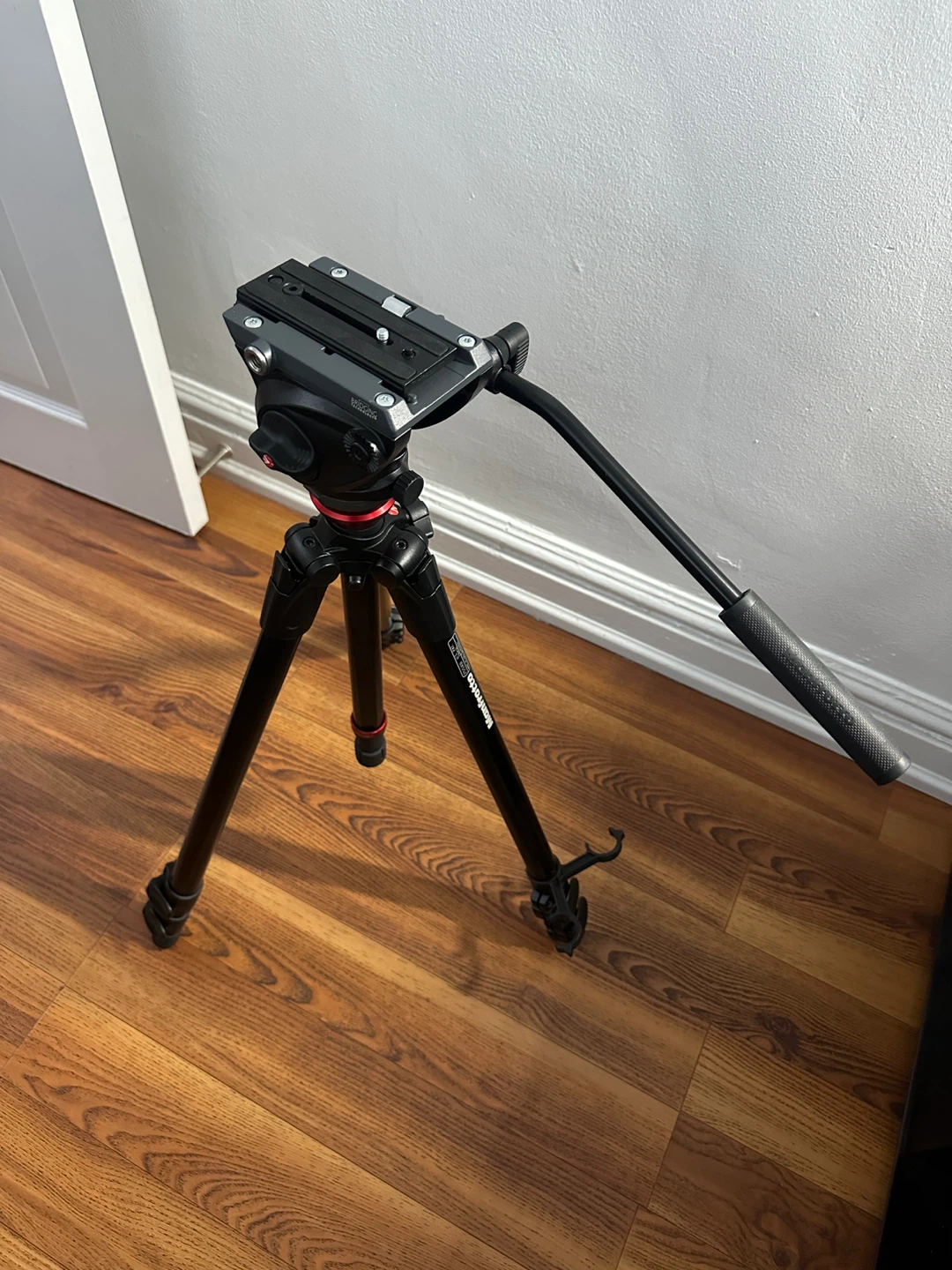 Manfrotto MVH500AH / 755XBK Fluid Video Tripod with head and bag - photo 3