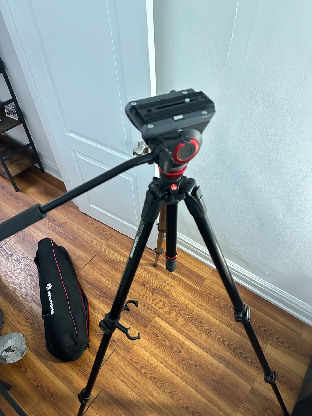 Manfrotto MVH500AH / 755XBK Fluid Video Tripod with head and bag - photo 5