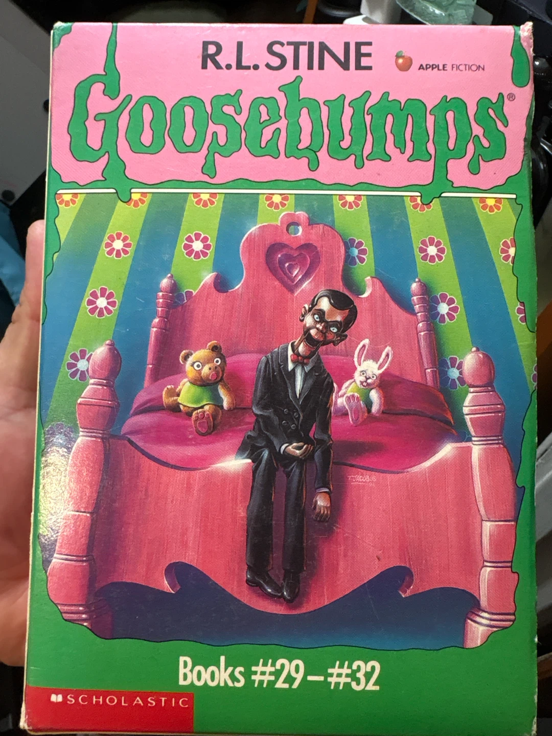 R.L. Stine Goosebumps and Ghosts of Fear Street Box Set - photo 2