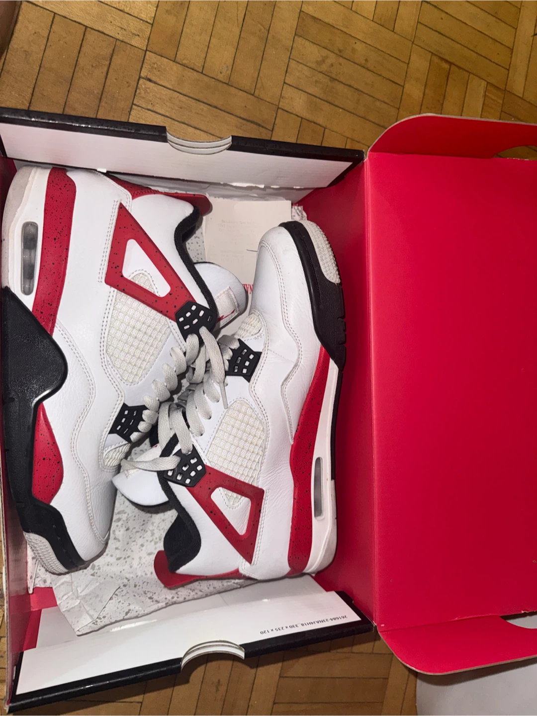 Nike Air Jordan 4 Red Cement