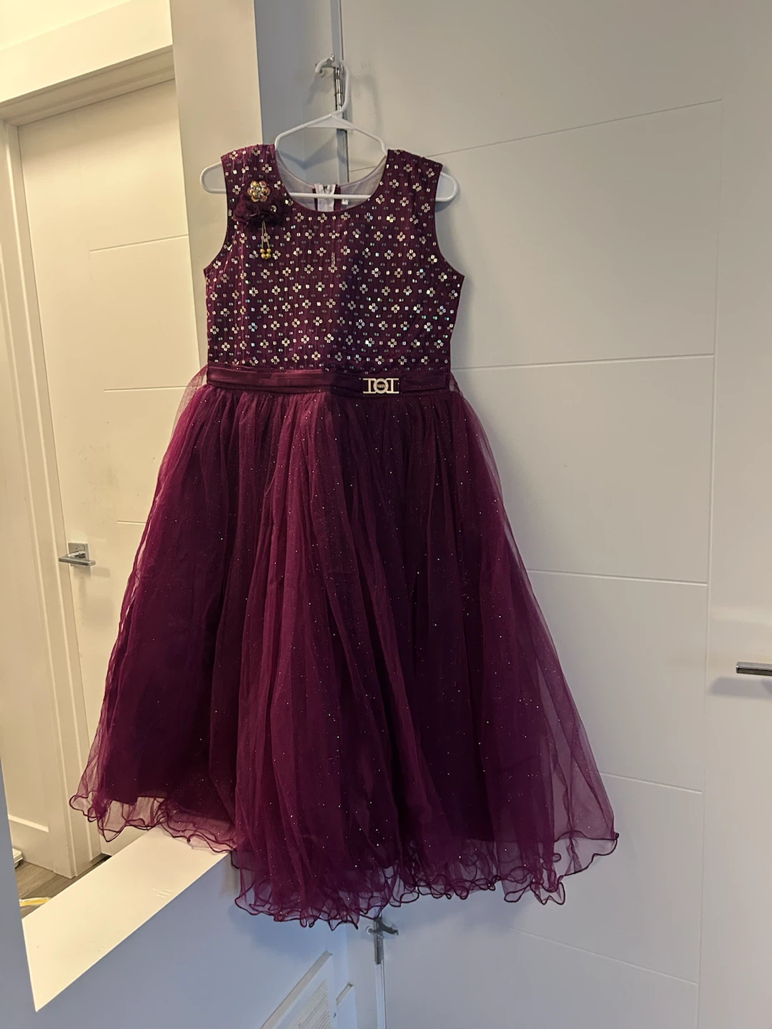 Three girls' dresses - photo 3