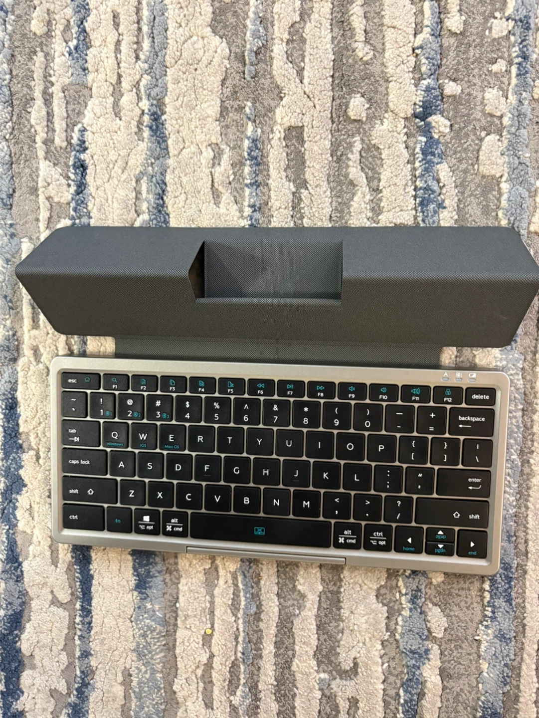 Blupebble Keyboard Case with Touchpad - photo 2