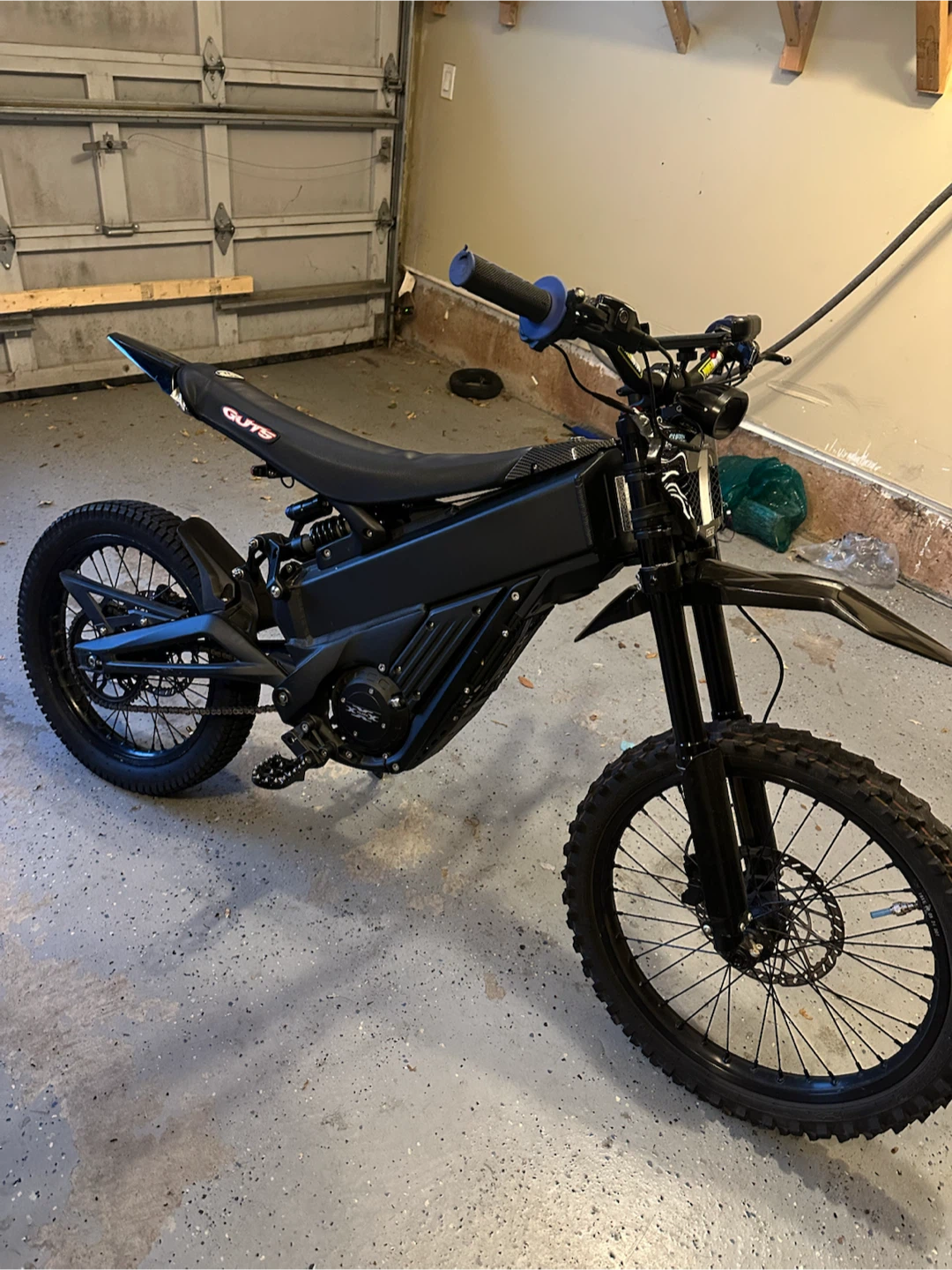 2025 Talaria X3 Pro (60v 40AH Version) (Good condition)