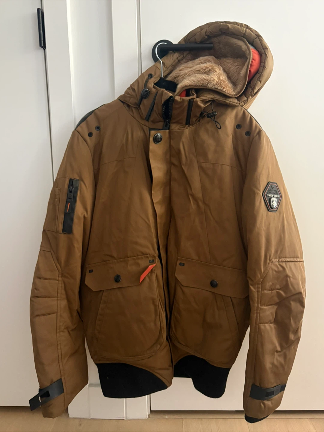 Point Zero Men's Down Winter Jacket - Medium