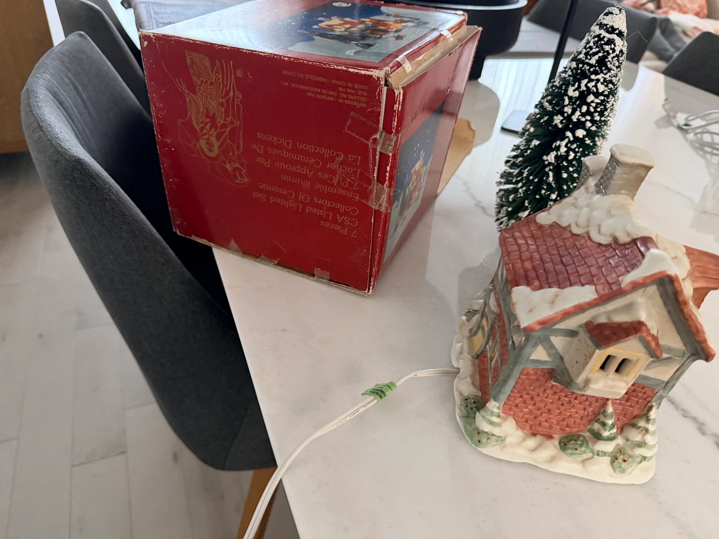 Maison de Noël originale Dickens avec arbre (vintage) - photo 2
