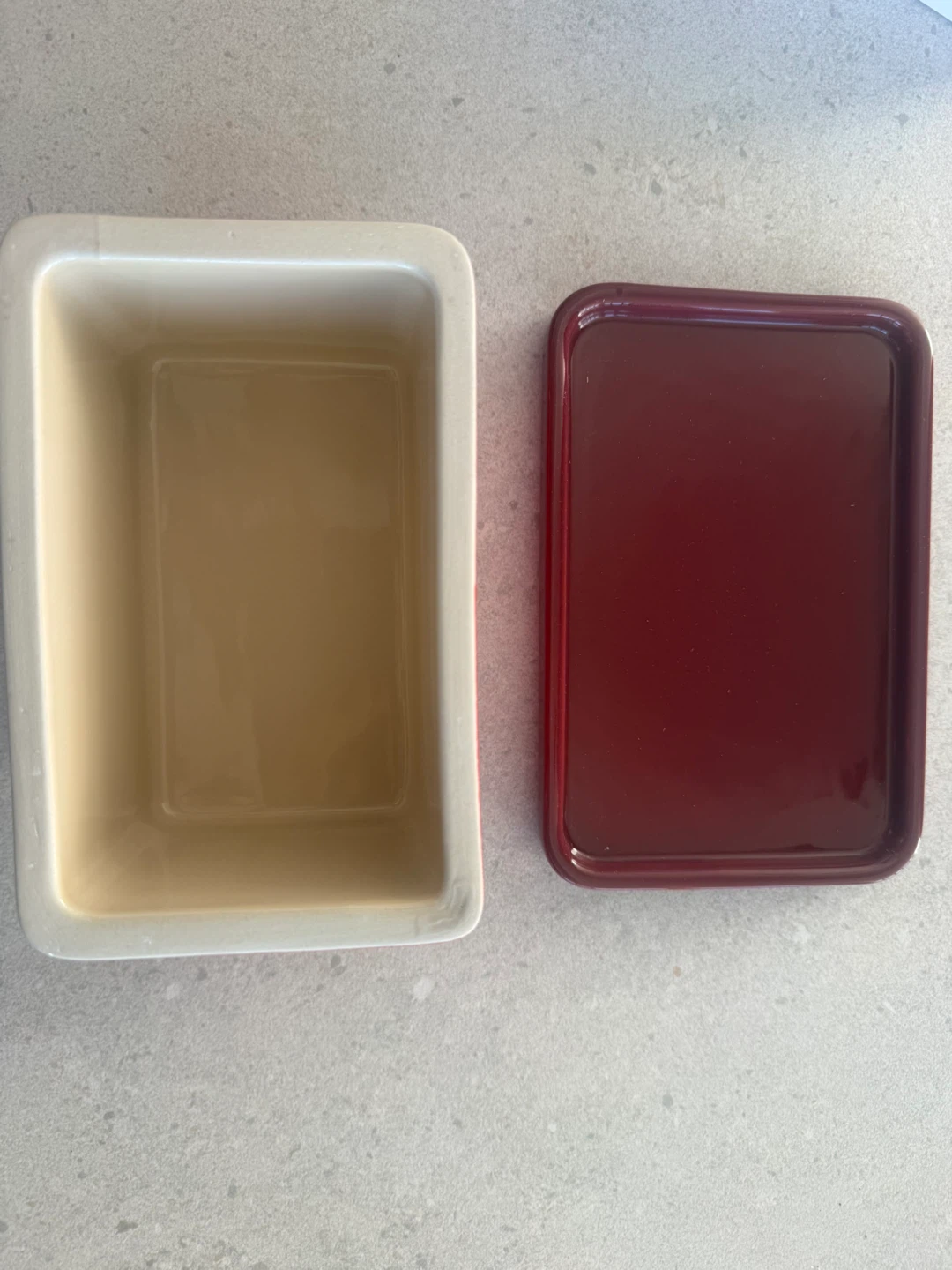 Le Creuset Cerise Butter Dish - photo 2