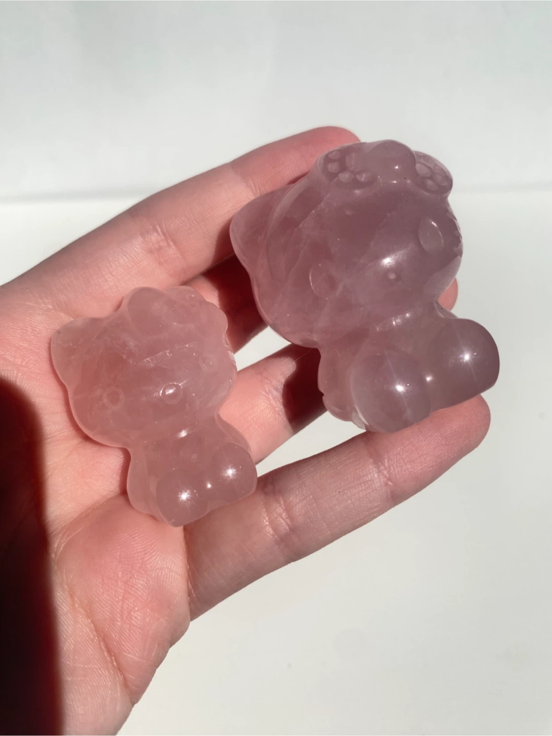 Hello Kitty Rose Quartz Carvings - photo 2