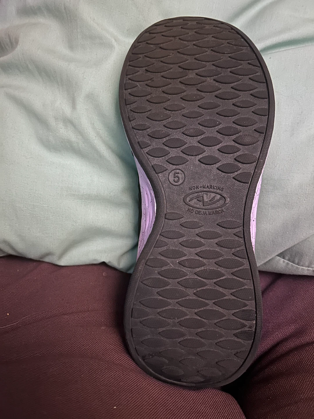 Athletic Works Memory Foam Runners, Size 5 - photo 2