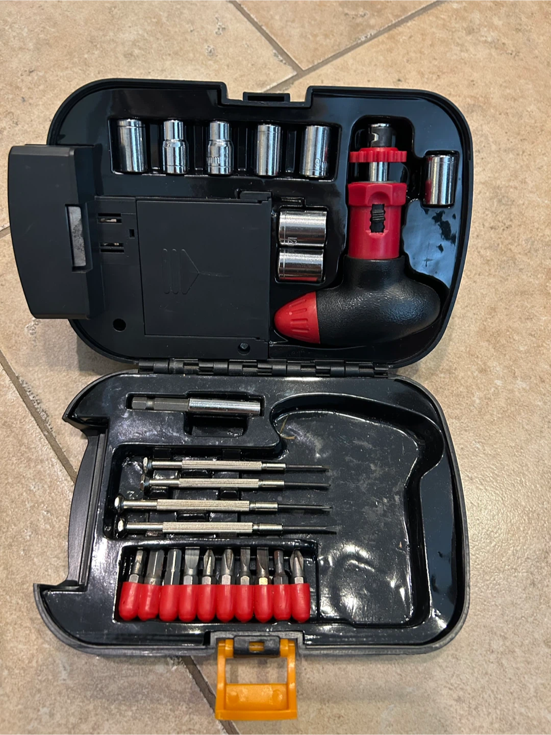 Duracell multi-tool and flashlight set - photo 3