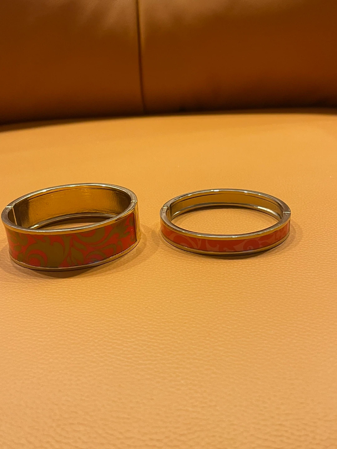 Set of Two Hinged Enamel Bracelets - photo 2