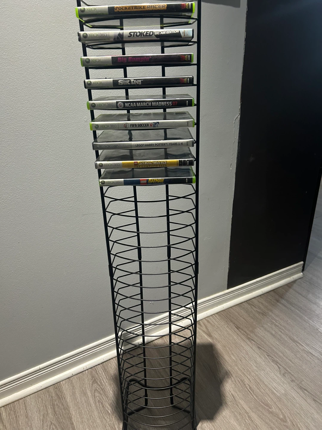 Black Metal Video Game stand  9 games xbox