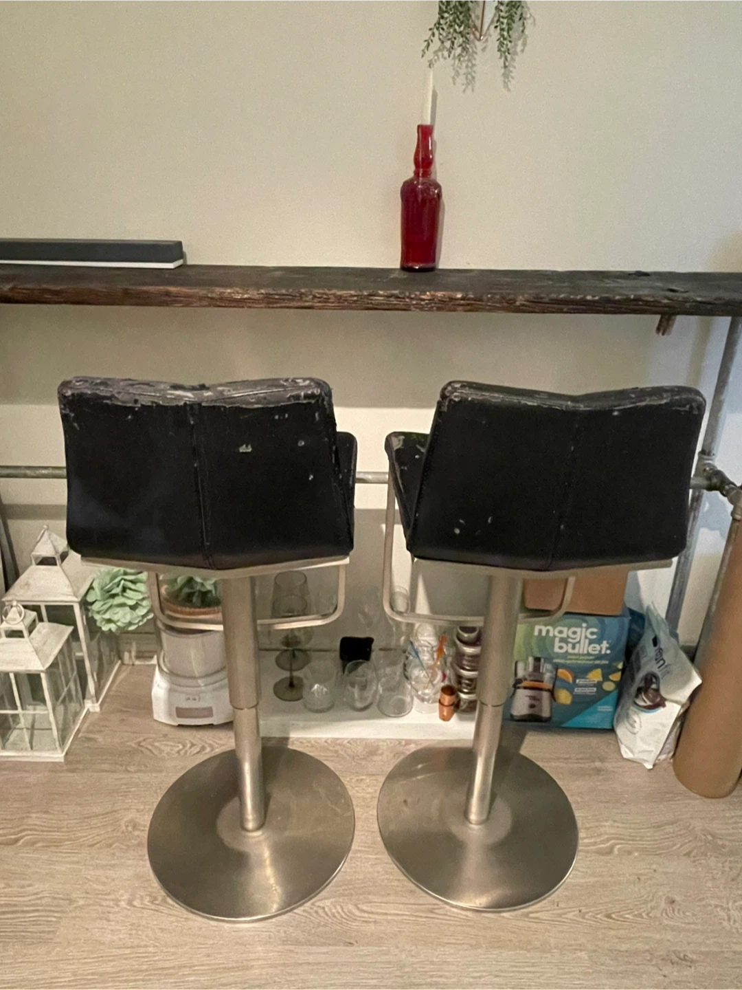 Black Bar Stools - photo 2