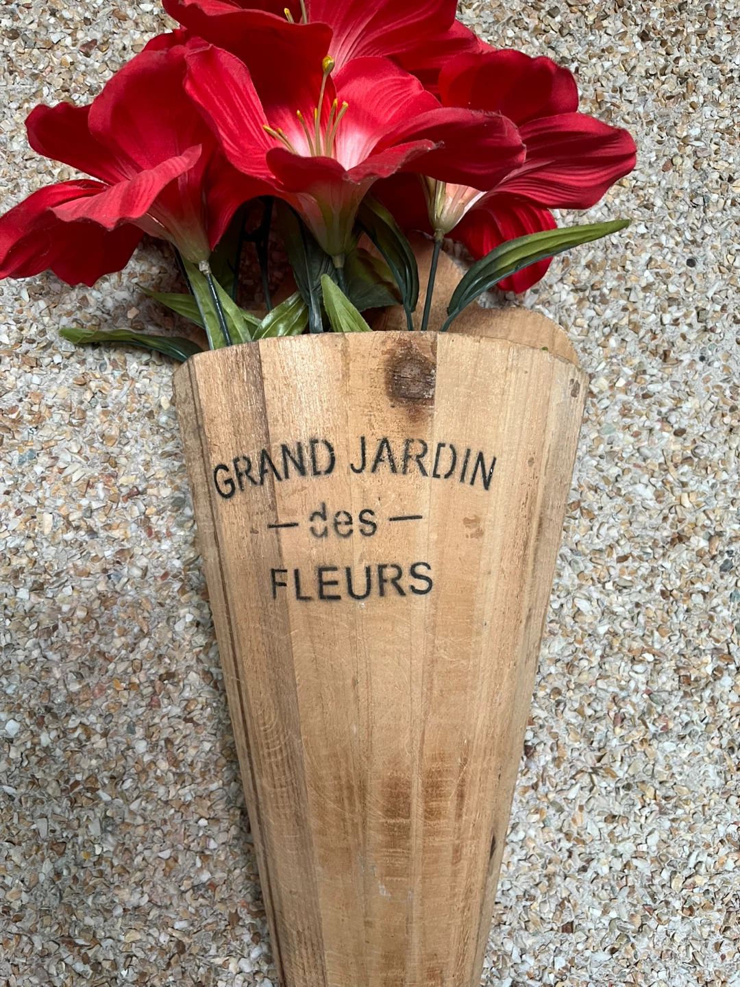 Wooden Wall-Mounted Flower Vase - photo 2