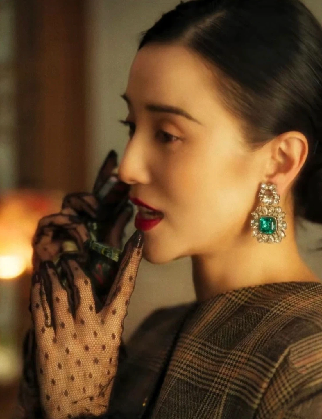 Authentic Gucci Crystal Earrings - photo 4
