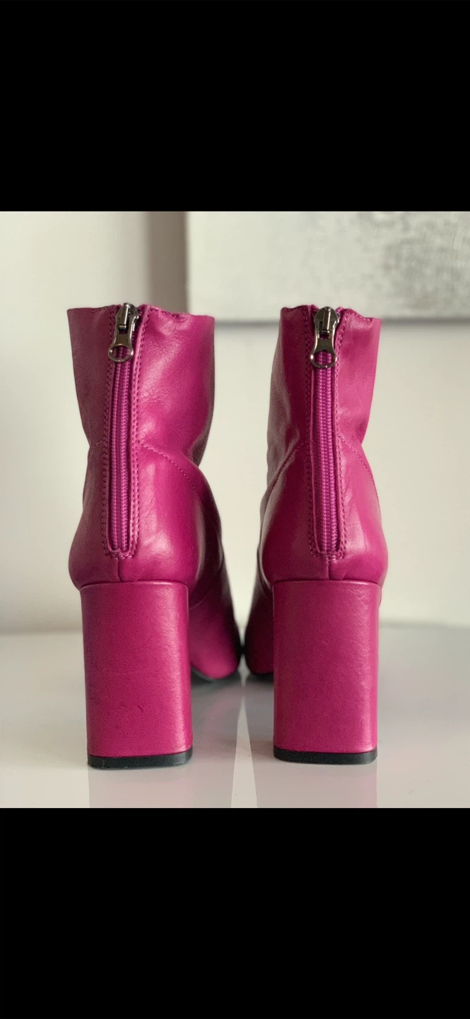 L’INTERVALLE Fushia All Leather Ankle Boots/Booties - photo 4