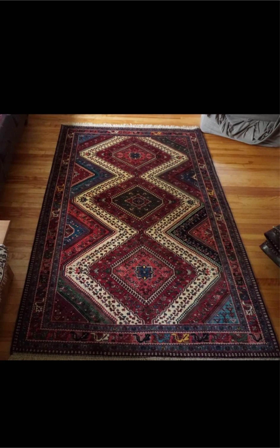 Hand-Woven Persian Carpet - photo 3