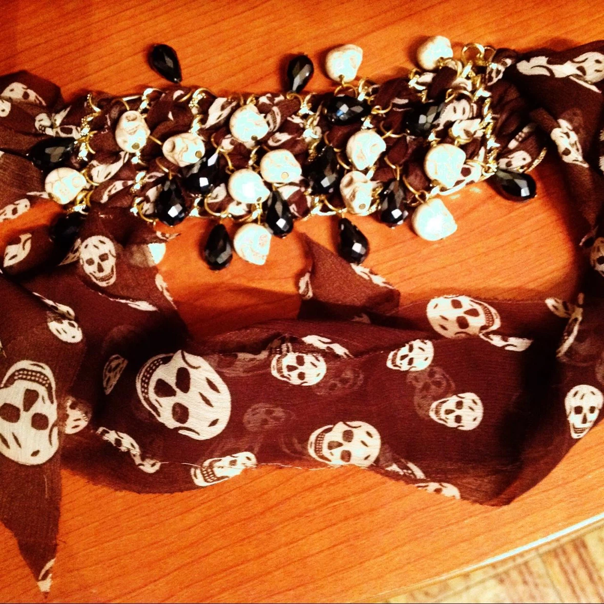 Skull and Pearl Charm Scarf Bracelet - photo 3