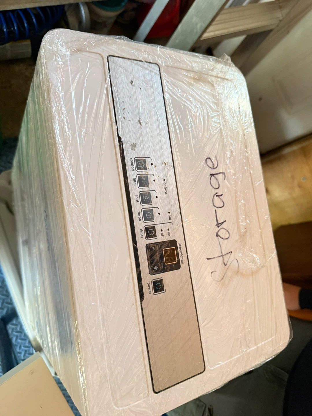 Midea Dehumidifier - photo 2