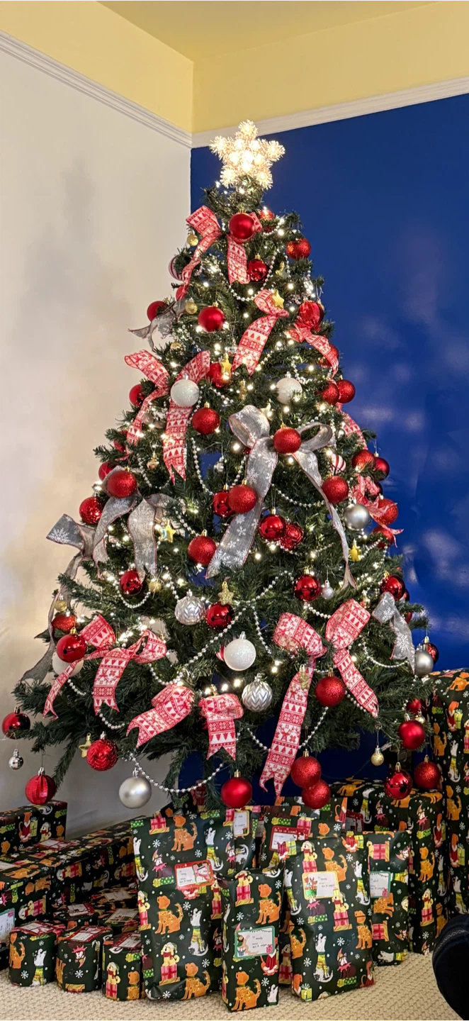 Holiday Time 6 ft. Franklin Fir Artificial Christmas Tree - photo 2