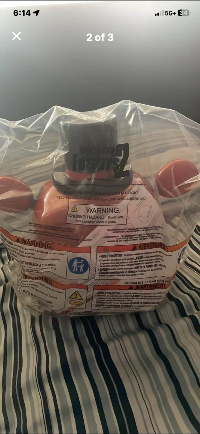 *RARE* FNAF 2 POPCORN BUCKET - photo 2