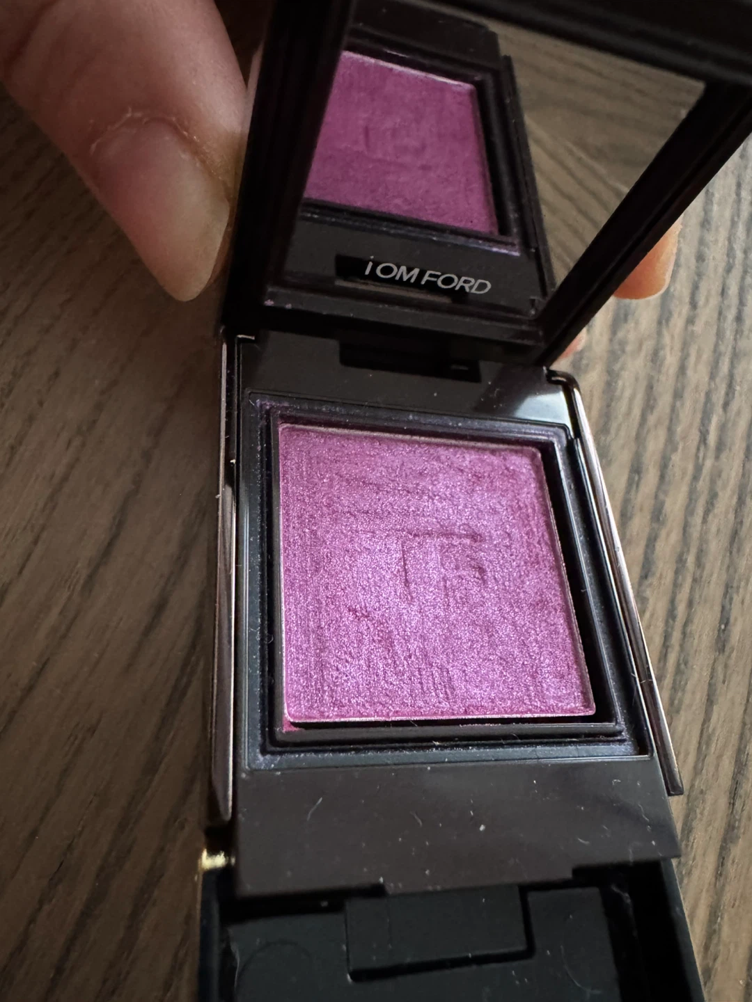 The Prettiest slightly used Tom Ford orchid single Eye Shadow - photo 2