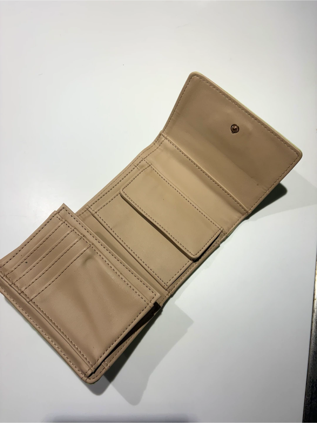 GUESS Tri-Fold Wallet - Light Green - photo 2
