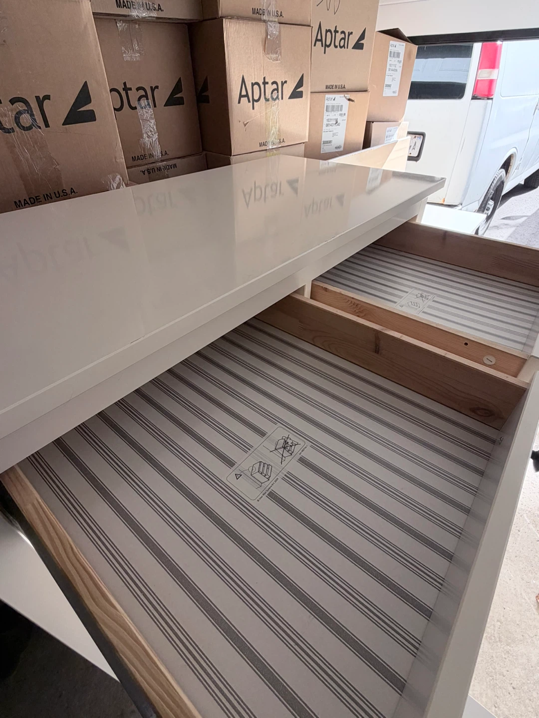 IKEA Hemnes White 6-Drawer Dresser - photo 5