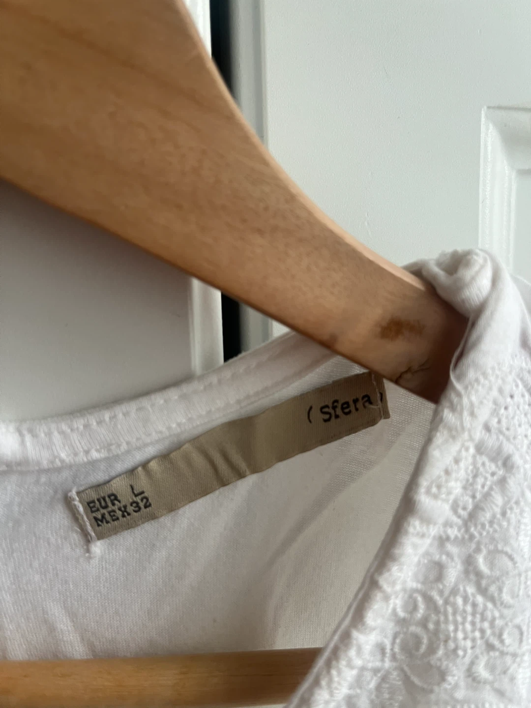 Sfera White Textured Sleeveless Top - photo 2