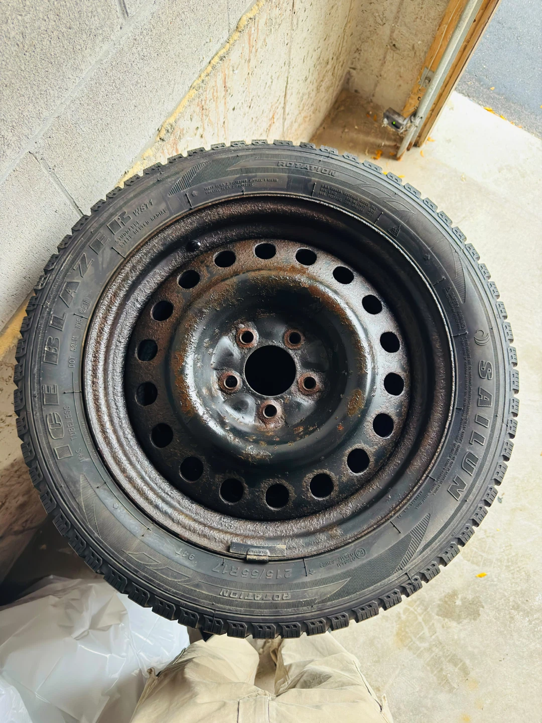 215/55R17 Winter Tires on Steel Rims | Set of 4 | Toyota Camry - photo 3