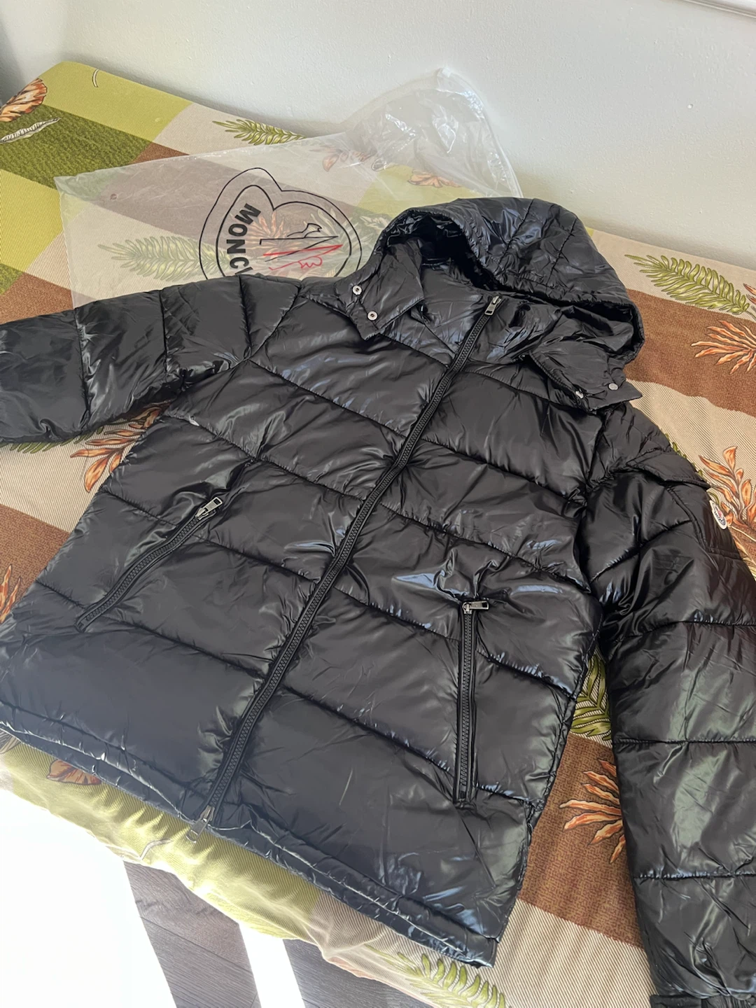 Moncler maya Puffer Jacket Black