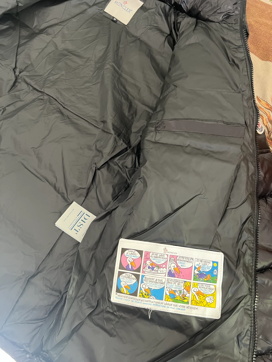 Moncler maya Puffer Jacket Black - photo 4