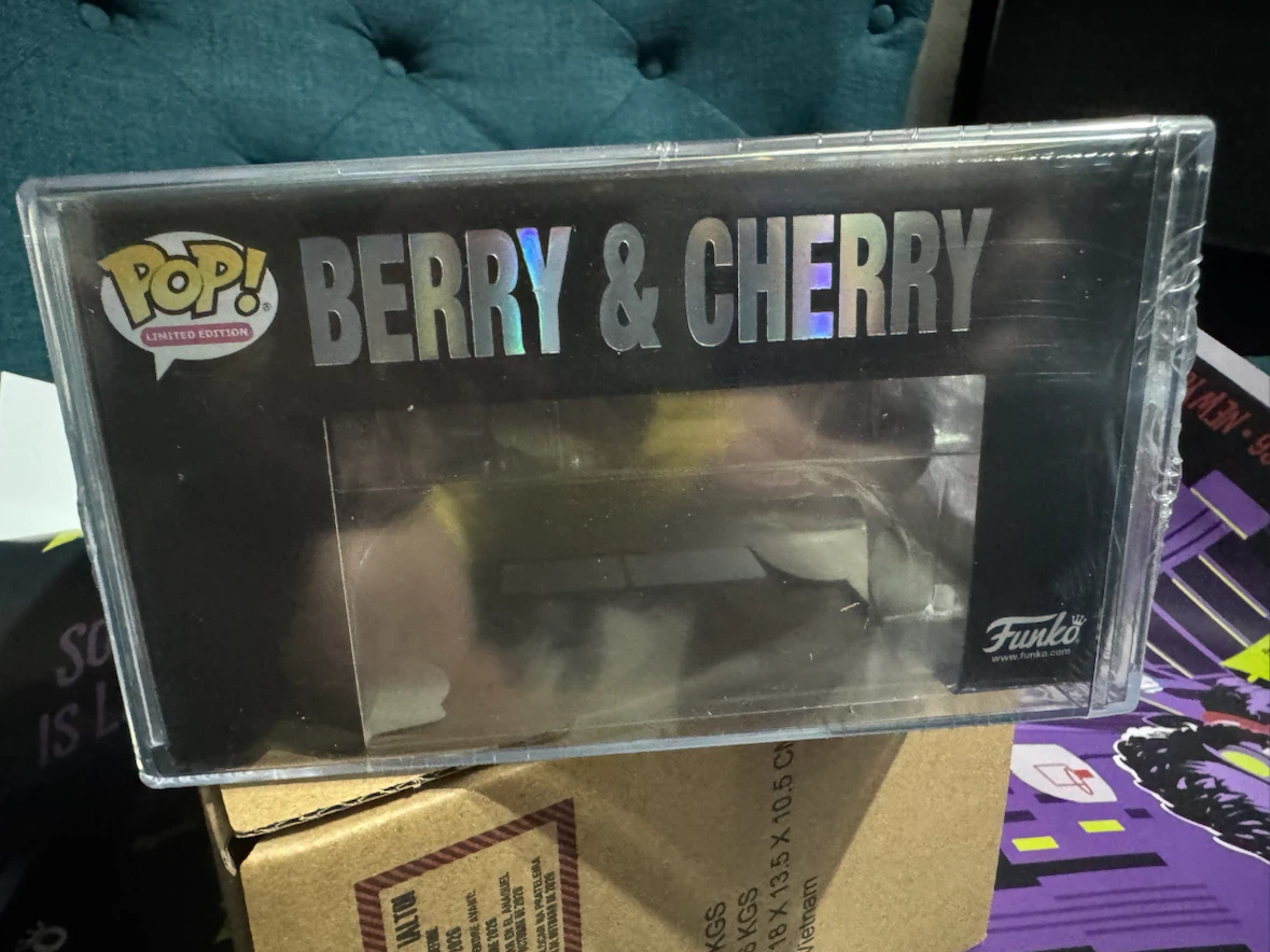 Funko POP! Limited Edition Berry & Cherry 2-Pack - photo 5
